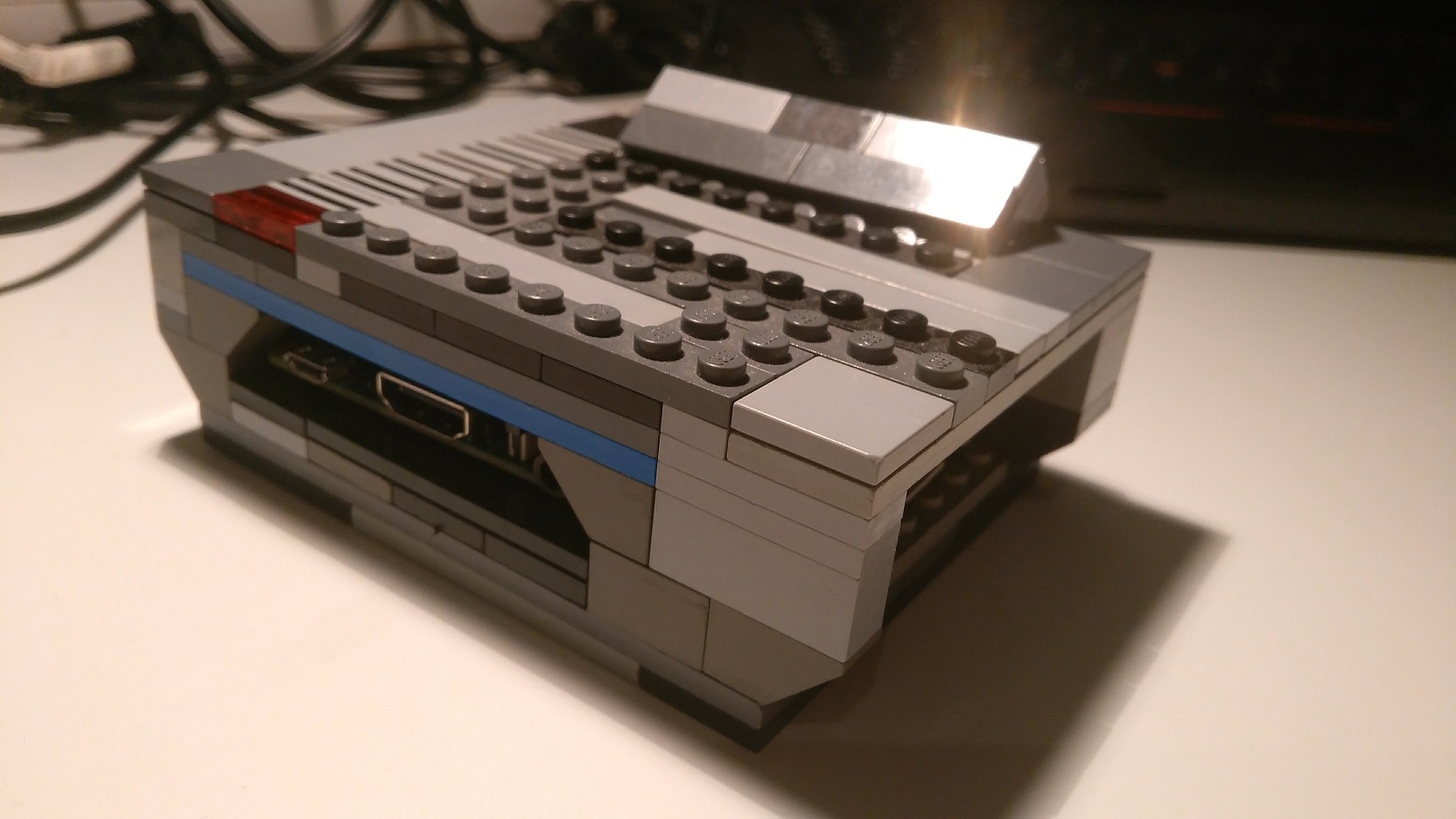 Raspberry NES Lego Case raspberry-nes-2